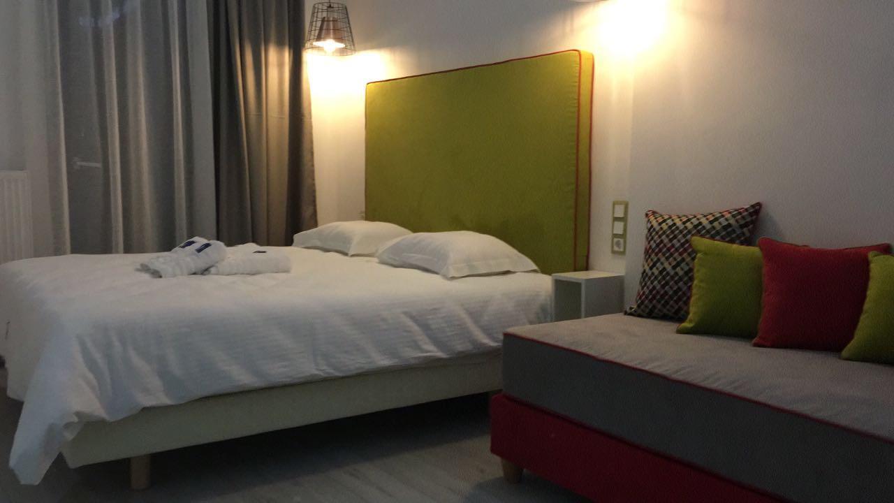 White Bottle Superior Apartments Thessaloniki Exterior photo
