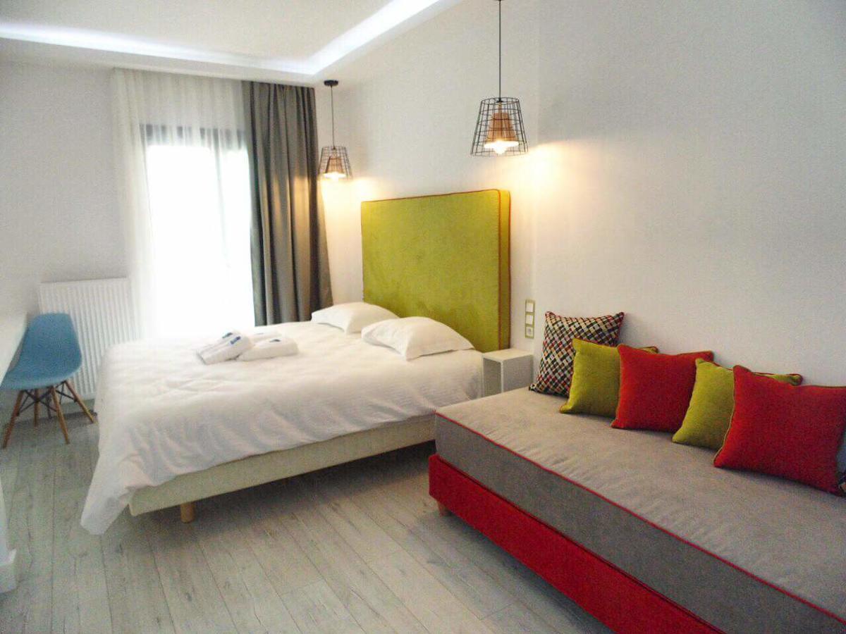 White Bottle Superior Apartments Thessaloniki Exterior photo